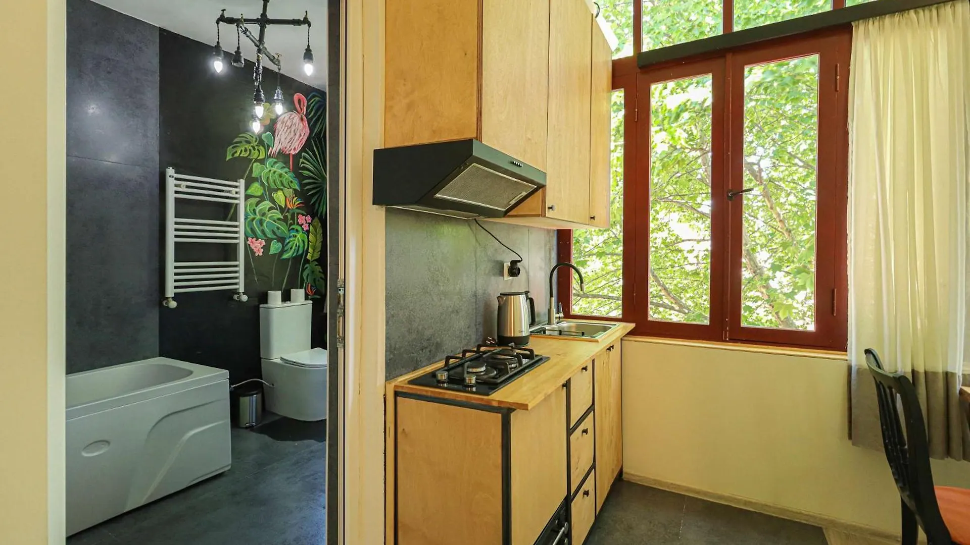 Cozy Studio For Couples Mtatsminda - By Wehost Tbilisi Apartamento