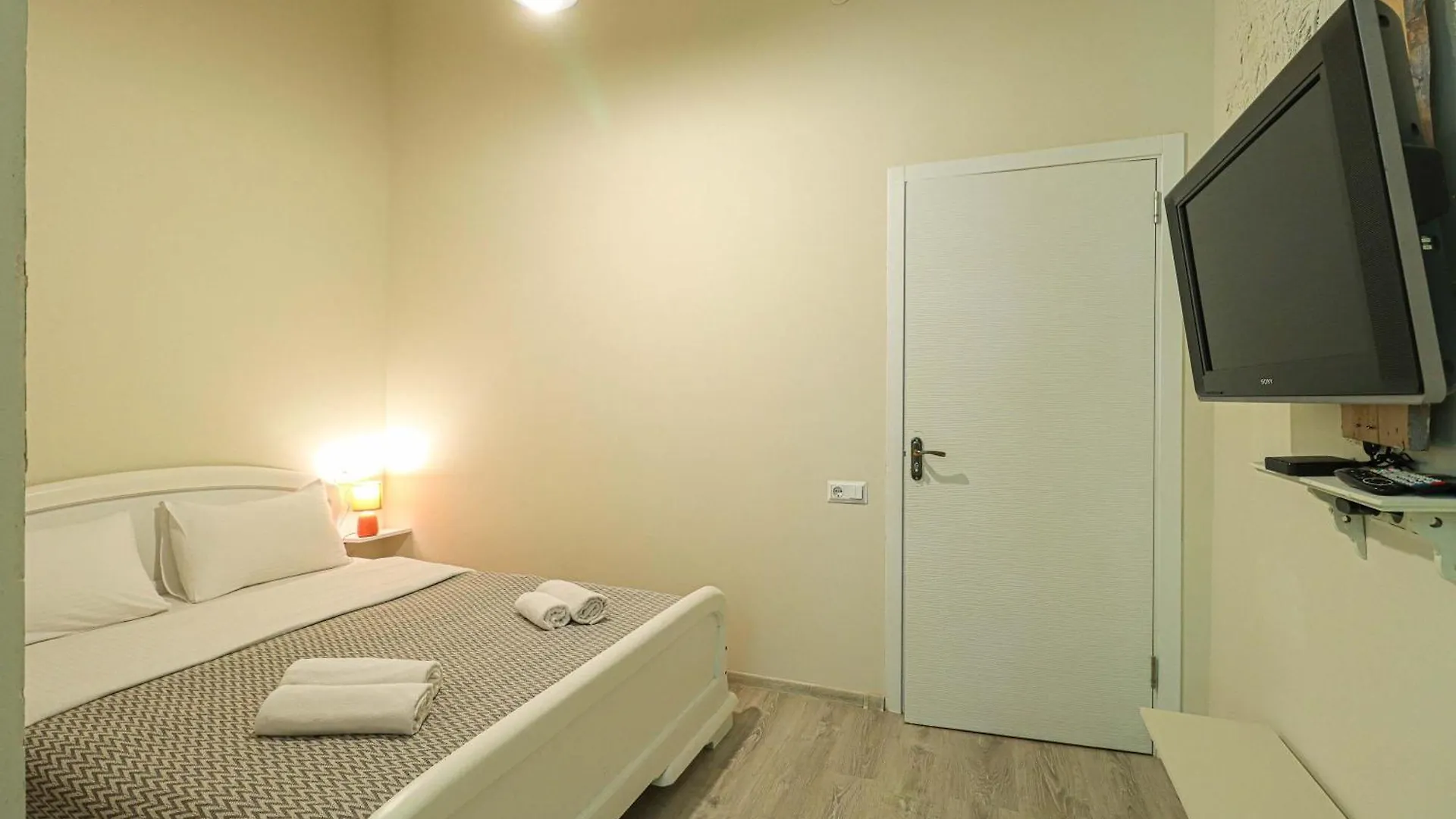 Cozy Studio For Couples Mtatsminda - By Wehost Tbilisi Apartamento