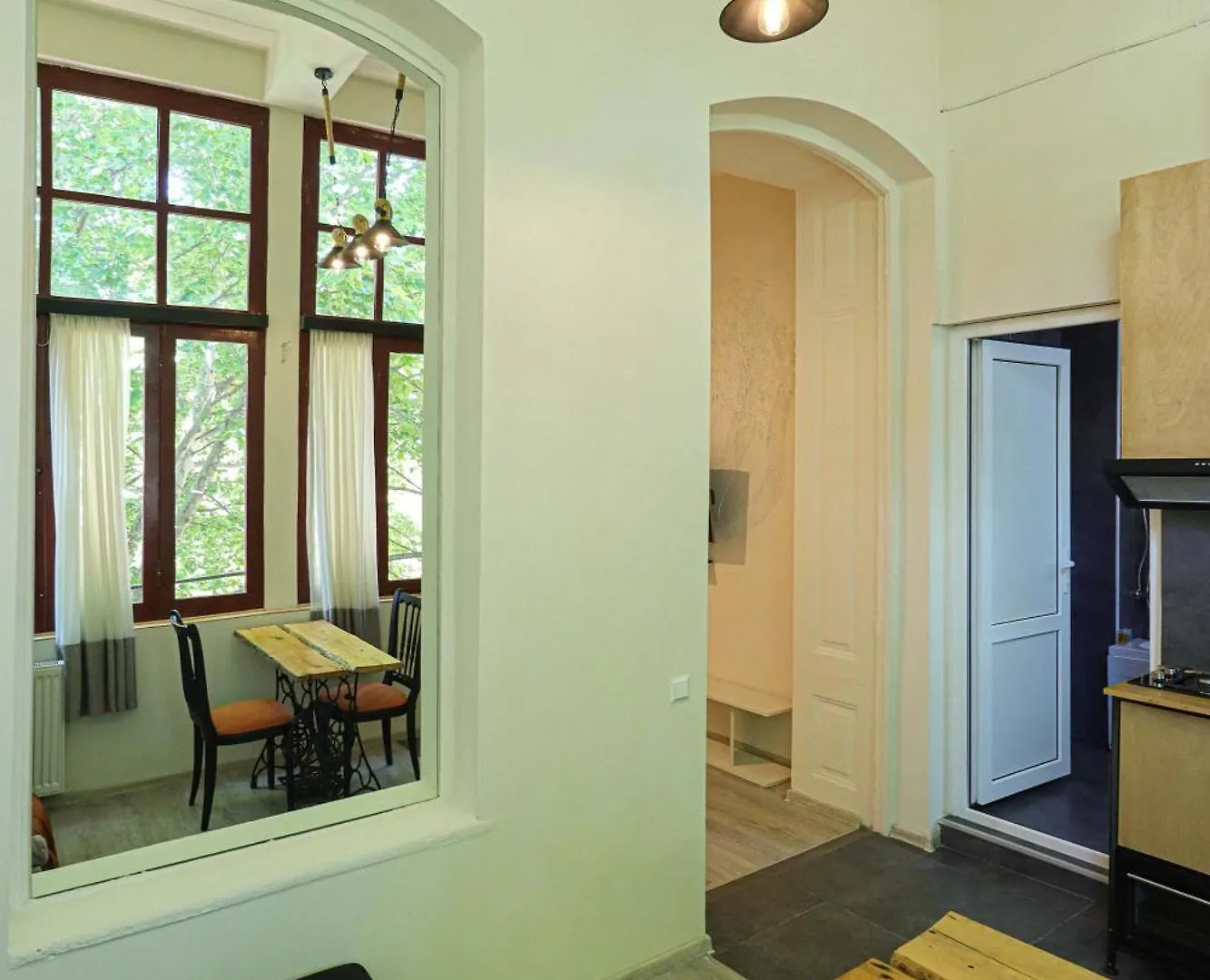 Cozy Studio For Couples Mtatsminda - By Wehost Tbilisi Geórgia